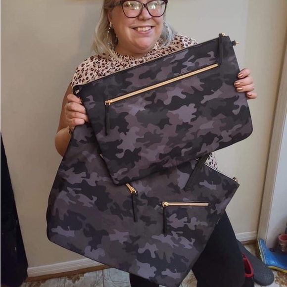 Stella & Dot Handbags - Lady Boss Bag - Black Camo